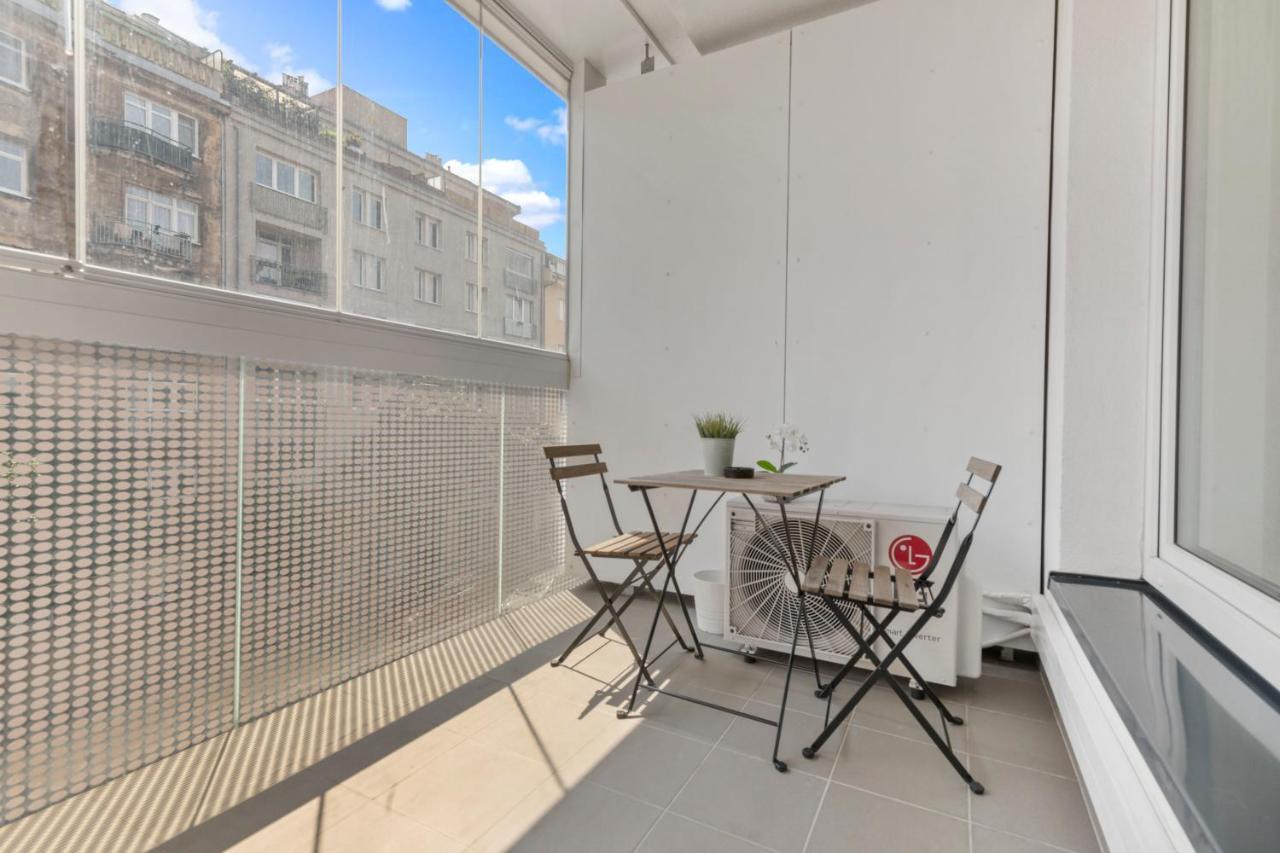 Lam Mint - Ac - Balcony Apartment Bratislava Exterior photo